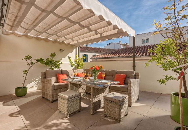 Apartamento en Málaga - Emma - Alquiler vacacional Málaga Centro Apartamento en Málaga - Emma - Alquiler vacacional Málaga Centro