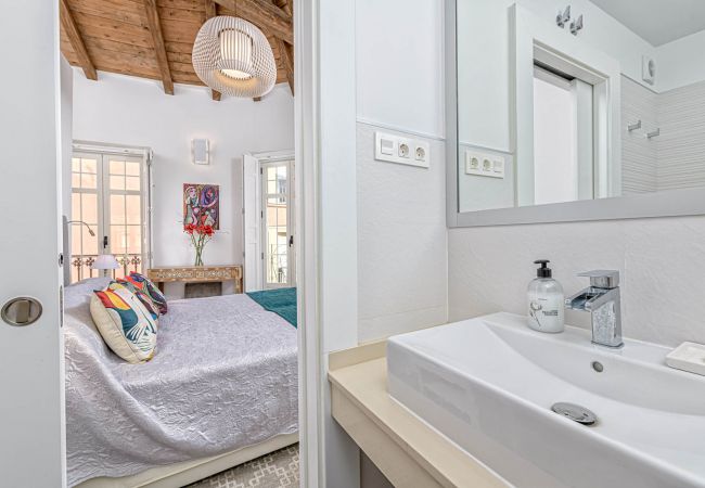 Apartamento en Málaga - Casa Mira - Apartamento Turístico Málaga Centro Apartamento en Málaga - Casa Mira - Apartamento Turístico Málaga Centro