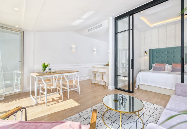 Apartamento en Málaga - Atico Sebastian Souviron - Atico en Malaga Apartamento en Málaga - Atico Sebastian Souviron - Atico en Malaga