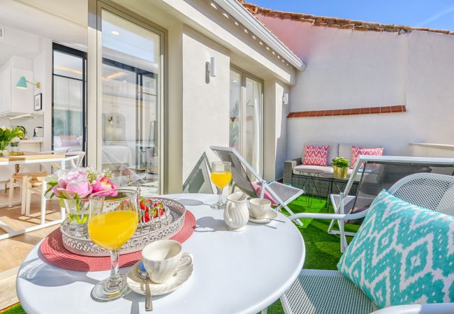 Apartamento en Málaga - Atico Sebastian Souviron - Atico en Malaga Apartamento en Málaga - Atico Sebastian Souviron - Atico en Malaga